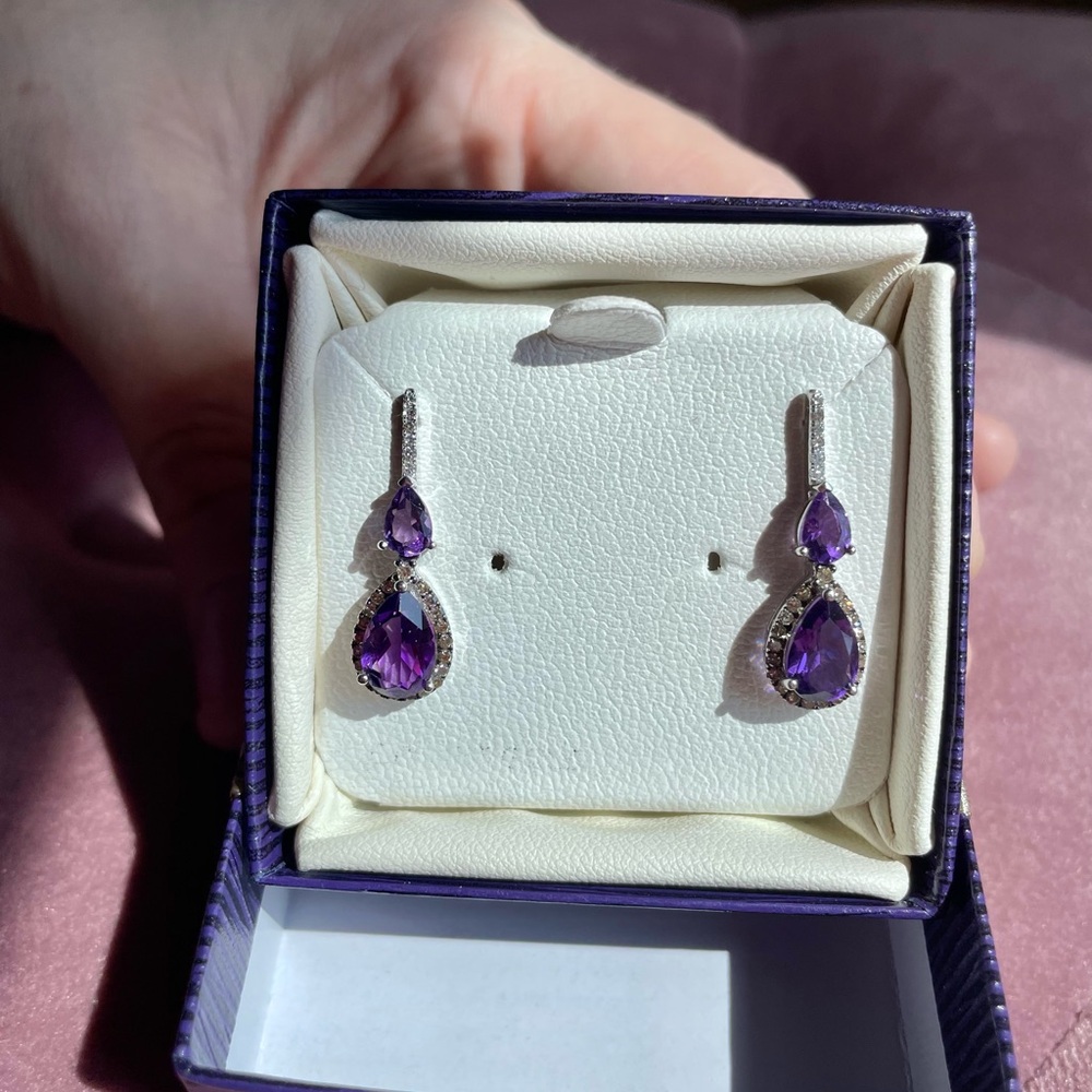 Diamond and Amethyst Earrings, 10 kt gold